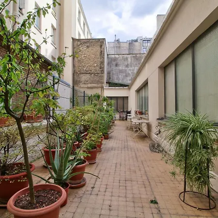 Superb 1br Flat With Balcony View On Sacre-coeur * Parigi